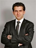 KOLTUK ALTI - Botoks Uygulamaları Belirginleşen Mimik Çizgilerini Ortadan Kaldırıyor