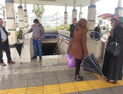 İzmir’de Hayat Felç Oldu