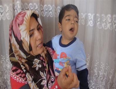 Minik Erdem Karaciğer Nakli Yapılmazsa Ölecek