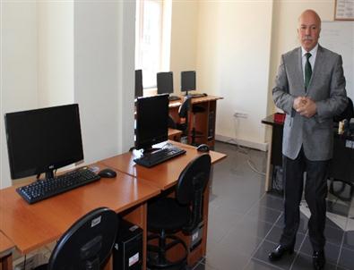 Büyükşehir Belediyesi'nin Yeni Esmek Kurslarına Müracaatlar Başladı