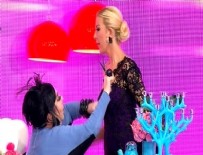 TV8 - İşte Benim Stilim - Nur Yerlitaş yarışmacı Nazlı Hamarat'ın boynunu kesti