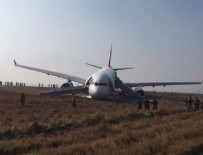THY Uçağı Nepal'de Pistten Çıktı