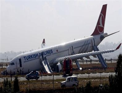 Thy Yolcu Uçağı Pisten Çıktı