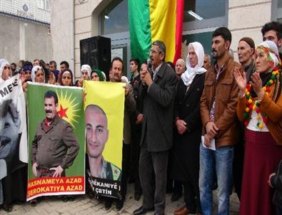 Ypg’li Çetin’in Ailesine Taziye Ziyareti