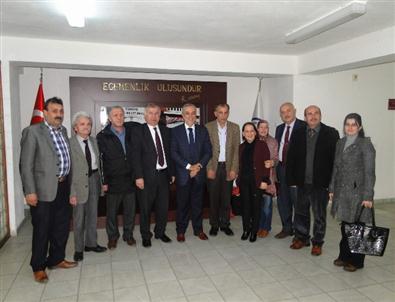 Ak Parti Trabzon Milletvekili Aday Adayı Asım Aykan’dan Beşikdüzü Belediye Başkanı Bıçakçıoğlu’na Ziyaret