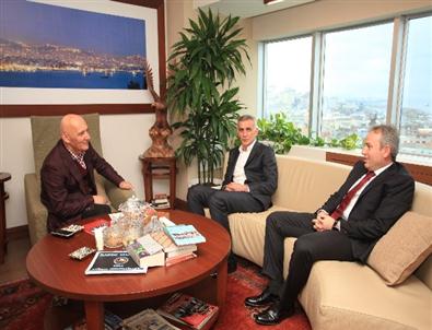 İbrahim Hacıosmanoğlu'ndan Başkan Öz'e Ziyaret