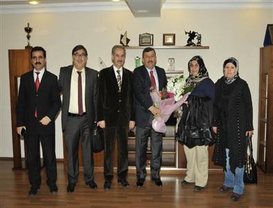 Ressam Osman Hamdi Bey İlkokulu’ndan Başkan Karabacak’a Ziyaret