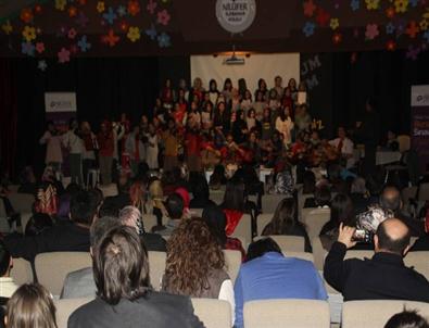 Nilüferli Olmak İçin Yarışan Öğrenciler Burslarına Kavuştu