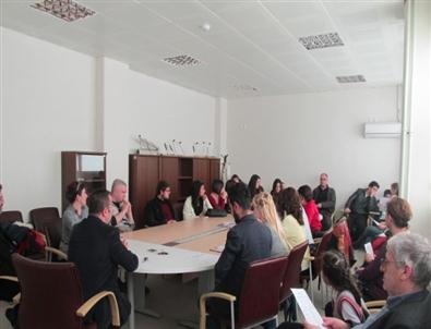 Çomü ’de Öğrencilere İngilizce Projesi