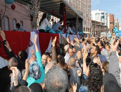 Havlu ve Bornoz Günü’nde İzdiham