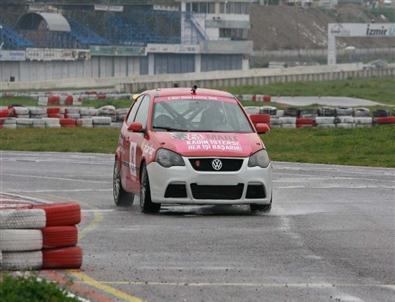 Kadın İsterse Başarır