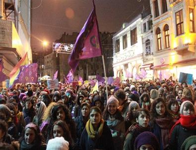 Taksim’de 12. Feminist Gece Yürüyüşü