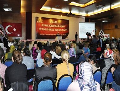 Ak Parti'de Dünya Kadınlar Günü Kutlandı