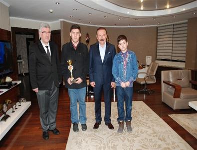 Doğan’dan 'Çocuklara Satranç Öğretin Çağrısı