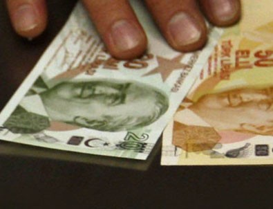 Emeklilerin zam hayali suya düştü