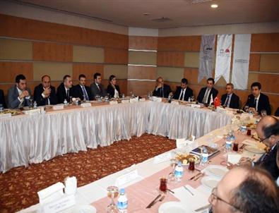 Vali Küçük, Unesco Heyetiyle Bir Araya Geldi