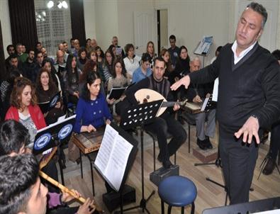 Van Türk Musıki Derneği, 15 Mart 2015 Pazar Günü Dinleyicisi İle Buluşuyor