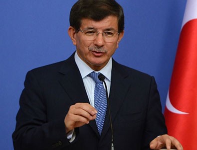 Başbakan Davutoğlu'ndan Kılıçdaroğlu ve Bahçeli'ye eleştiri