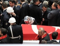 TERÖRİST SALDIRI - Savcı Mehmet Selim Kiraz son yolculuğuna uğurlandı