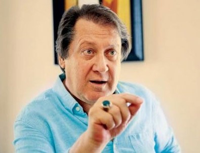 Ahmet Özhan aşkı tarif etti...