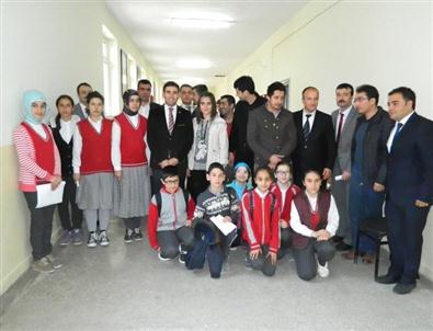 'En Sevgiliye Özlem” Şiir Yarışması Elemeleri Yapıldı