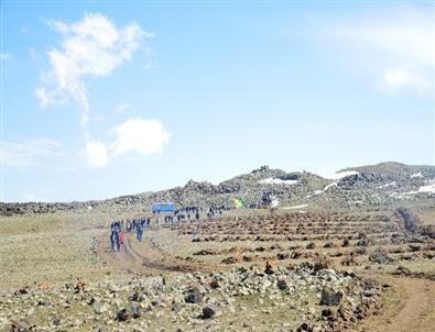 Dbp Heyeti Çatışma Bölgesinde