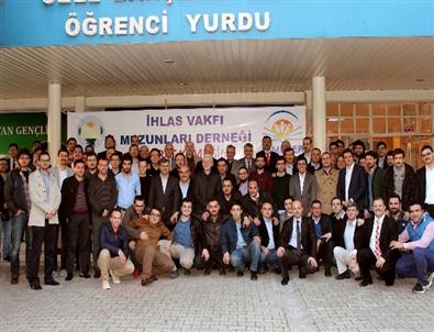 İhlas Vakfı Mezunları Derneği Üyeleri İstanbul’da Toplandı