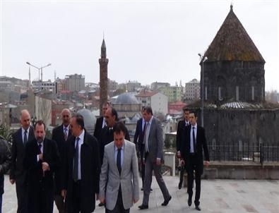 Kars'taki Stk'lardan Papa'nın 'soykırım'Açıklamasına Tepki