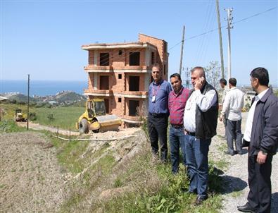 Alanya’da Yol Onarım ve Bakım Çalışmaları Devam Ediyor