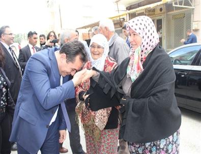 Hasan Eryılmaz’a Sevgi Seli