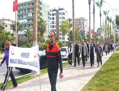 Mersin'de 'sağlıklı Yaşam Yürüyüşü'