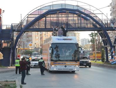 Ak Parti Mersin Adayları, Seçim Çalışmalarına Başladı