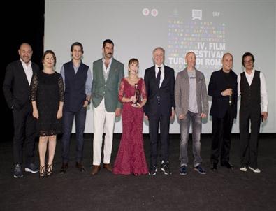 Roma Türk Filmleri Festivali’nden Hümeyra'ya Onur Ödül'ü