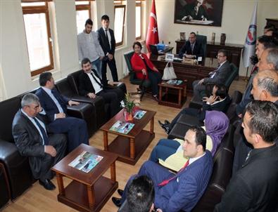 Ak Parti Afyonkarahisar Heyeti, Çay ve Sultandağı İlçelerini Ziyaret Etti