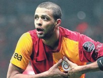 FELIPE MELO - Melo derbide oynayacak mı?