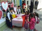 Minikler Kutlu Doğum Haftasını Arkadaşlarıyla Kutladı
