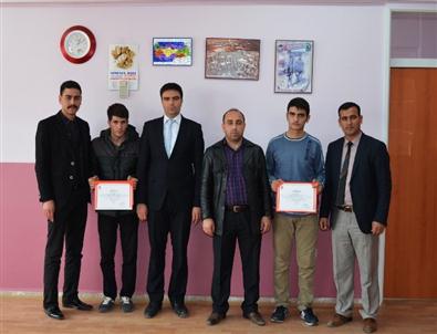Adilcevaz Anadolu Lisesi Tübitak Bölge İkincisi Oldu