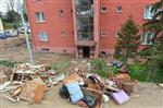 KAZAN DAİRESİ - Büyükşehir’den Su Borusunun Patlaması İle Mağdur Olan Vatandaşlara Destek