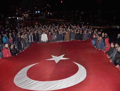 Dhkp-c'li Teröristin Mezarının Ziyaret Edilmesine Tepkiler Sürüyor