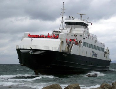 Feribot kazasında tahliyeler başladı