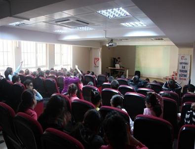 Güngören Belediyesi’nden İlk Yardım Eğitimi
