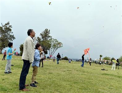 Muratpaşa’dan Uçurtma ve Bisiklet Şenliği