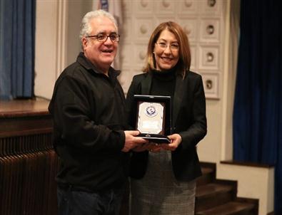 Ödüllü Yönetmen Ümit Ünal İzmir Üniversitesi’nde
