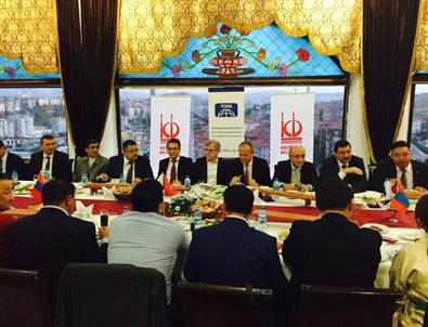 Başkan Saka, Kardeş Kentimiz Moğolistan'ın Erdenet Belediye Başkanı İshvaanjil İle Bir Araya Geldi