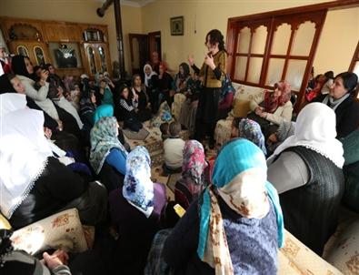 Eş Başkanlar Mahalle Ziyaretlerini Sürdürüyor