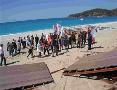 Ölüdeniz’de Platform Eylemi