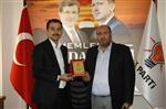 AK PARTİ GENEL MERKEZİ - Ak Parti İl Başkanı Tanrıver’den Aday Adaylarına Teşekkür Plaketi