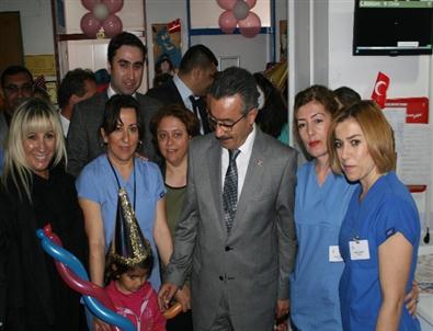 Hasta Çocuklara Kaymakam’dan Moral Ziyareti