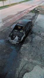 OSMAN AYDıN - İnşaat İşçisinin Otomobilini Yaktılar