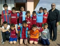 Veysel öğretmen 23 Nisan töreninde hayatını kaybetti